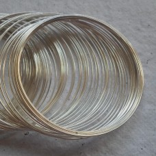 Memory wire suitable for bracelets 