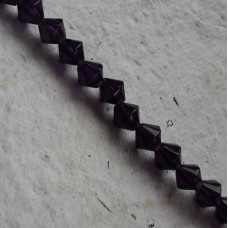 Glass beads ~ Bicone Black