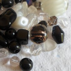 Glass Bead Mix ~ Black And White