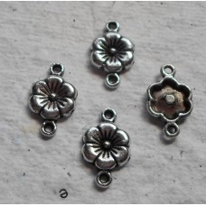 Antique Silver ~ Connecting Flower Charm