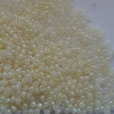 Seed Beads ~ Ceylon ~ Cream