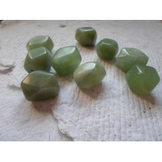 Pack of 9 Green Aventurine Faceted Nuggets