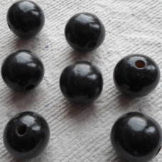 Wooden Beads ~  Large Round Black ~ 2 Sizes